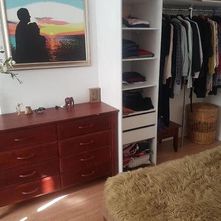 Cozy Apartment In Good Location! Riga Exterior foto